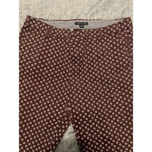 TOMMY HILFIGER PANTS- WOMENS- SIZE 8 - BURGUNDY -FLORAL DESIGN-PERFECT CONDITION - Picture 5 of 7